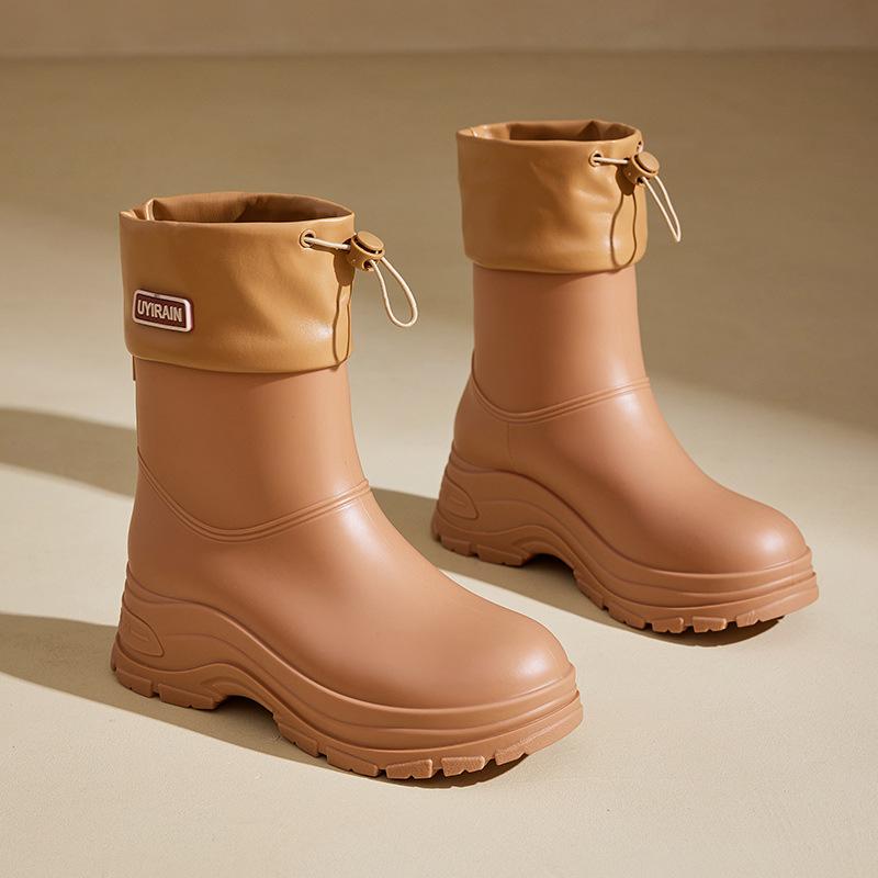 

Новые ретро полусапоги женские водонепроницаемые и нескользящие водные ботинки, резиновые сапоги, сапоги-бандлы на толстой подошве и бархатные водные ботинки 41 коричневый