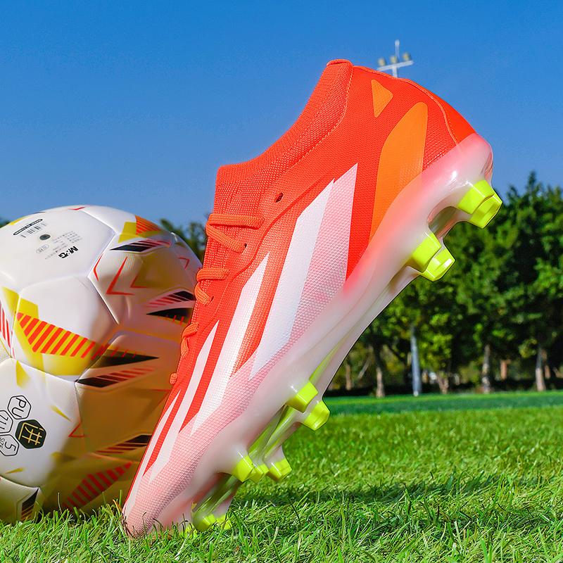 New Football Field Boots Ultralight Men Soccer Shoes Society Comfortable Fg Boy Studded Sneaker Original Football Boots Sports