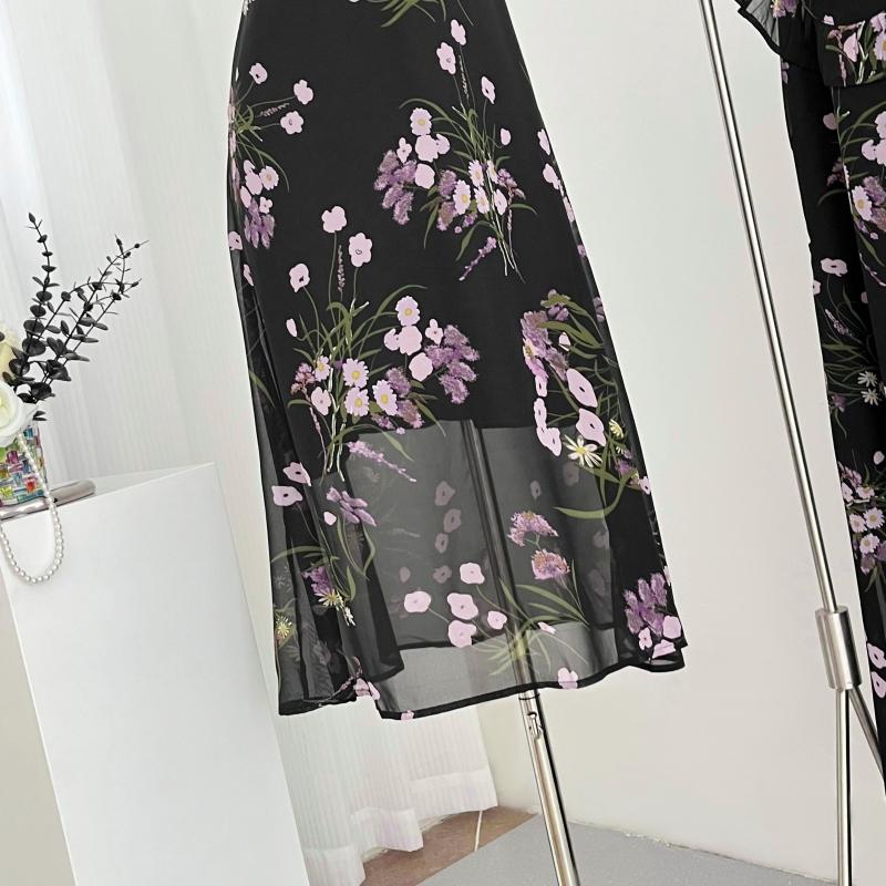 Francouzské Sexy Květinové Šaty na Ramínka Bez Rukávů Elegantní Stahující Pas Léto 2025 Přiléhavé Šaty Vintage Móda Černé Šaty