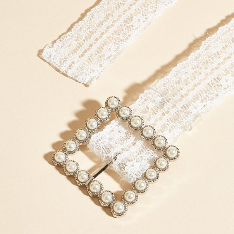 Korean-Style Instagram-Inspired Pearl-Buckle White Lace Belt – FashionableTrendy and Versatile for Dresses with a Unique Design