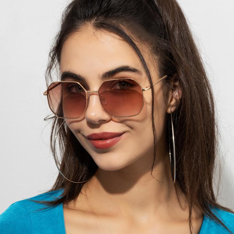 New Fashion Lady Metal Square Sunglasses Women UV400 Luxury Brand Hip Hop Sun Glasses Female Stylish