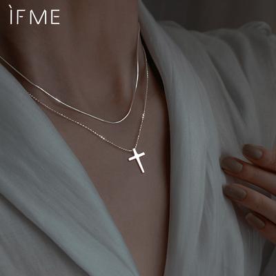 1 pezzo di collana in lega a doppio strato con ciondolo a croce borchiato scintillante, alla moda e minimalista.