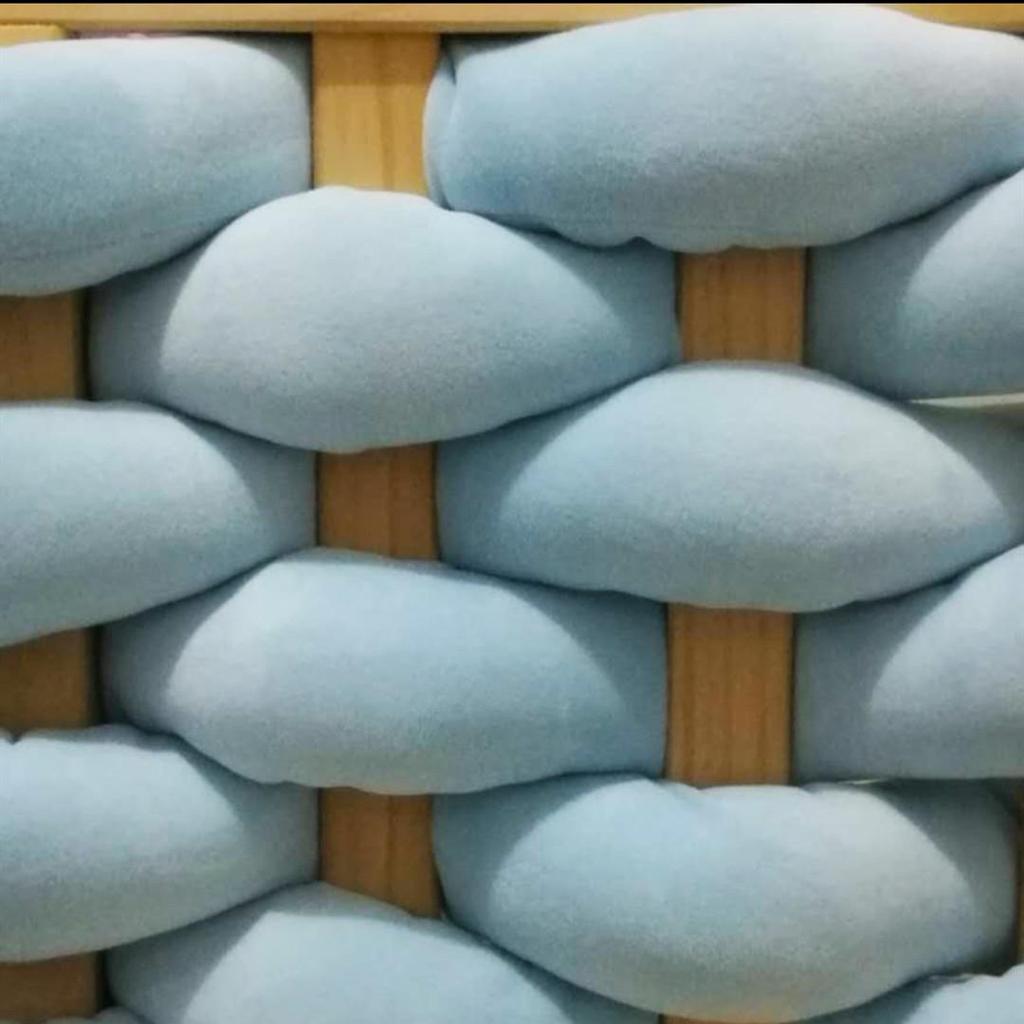 European Single Strand 5cm Cable Knit Baby Bed Bumper - Handmade Anti-Collision & Anti-Fall Decoration