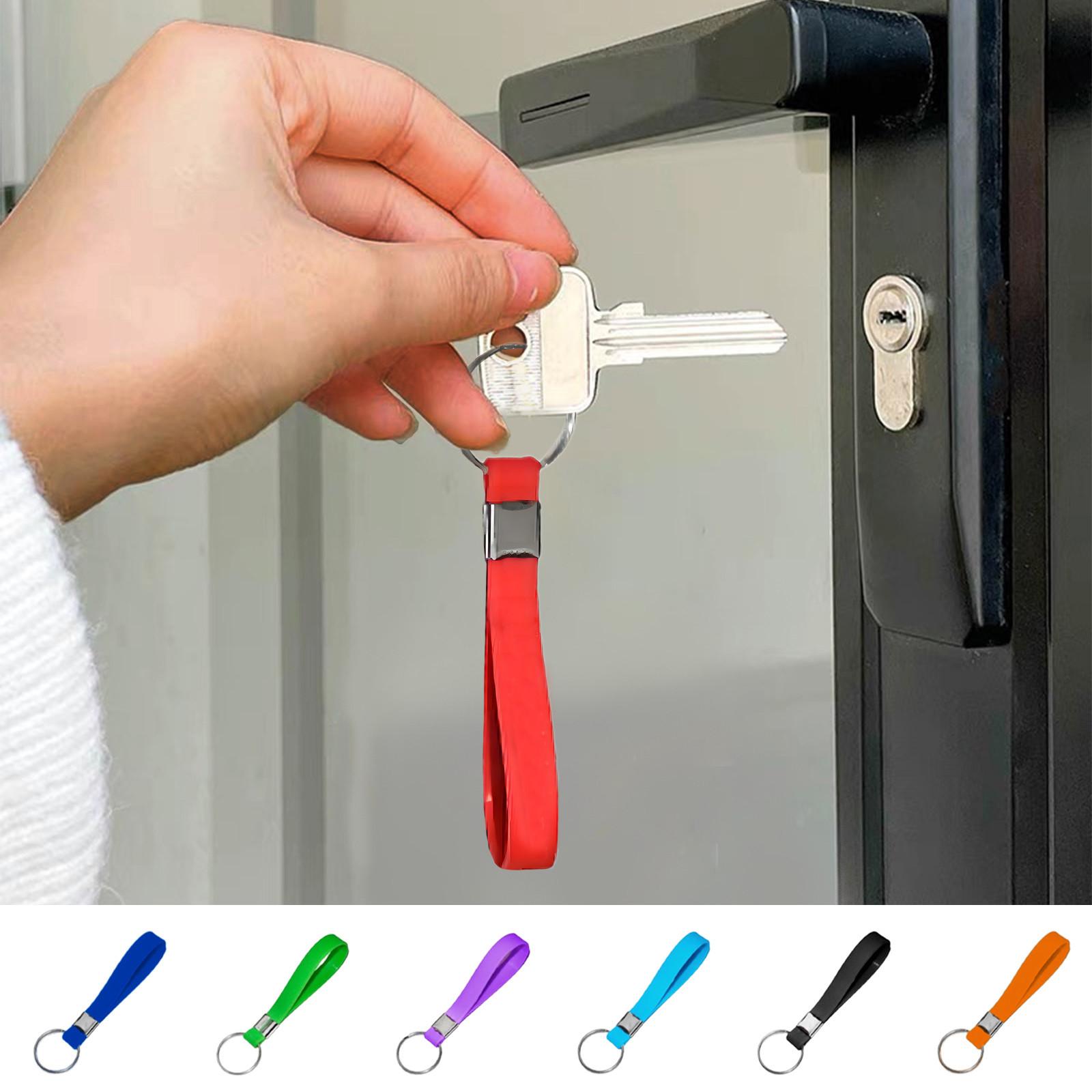 

Silicone Keychain Car Keychain Pendant Accessories One Size чёрный