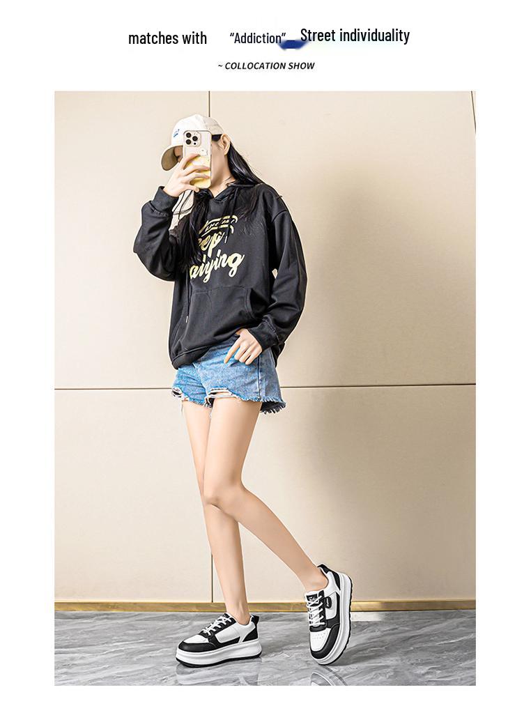 Prodyšné bílé dámské tenisky se silnou podrážkou; Trendy, univerzální boty ve stylu korejském, zvyšující výšku, ležérní skate boty na léto.