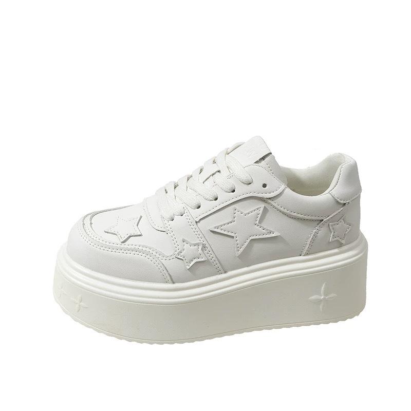 Popular Little White Shoes Women's 2025 New Autumn Super Fire Fashion Versatile Sports and Leisure Shoes Platform Star Board Shoes