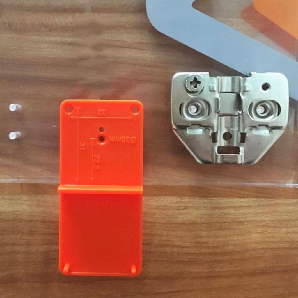 Vyhledávač vrtání vodicí lišty pro panty Skříňka s otevřenými dvířky modelu pro kutily Dřevoobráběcí nástroj