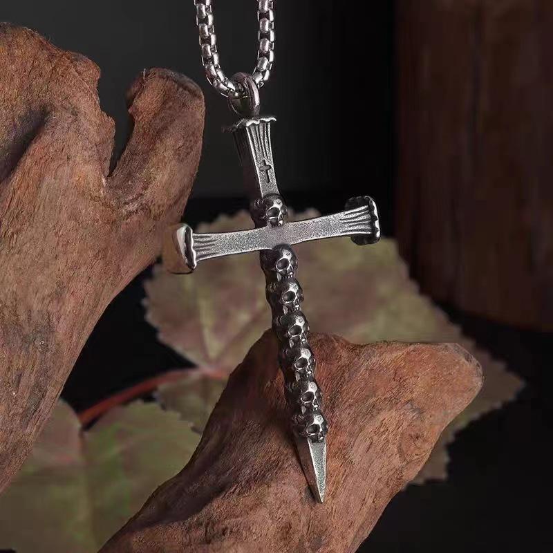 Kreuz Halskette für Männer und Frauen, Trendy Hip-Hop, Europäisches und Amerikanisches High-End Totenkopf