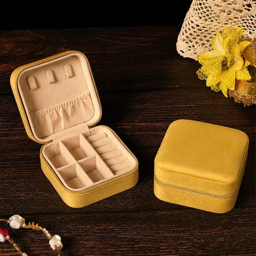 High-End Jewelry Storage Box with Mirror Pattern for Rings, Earrings, Necklaces - Women's Zipper Style Organizer.