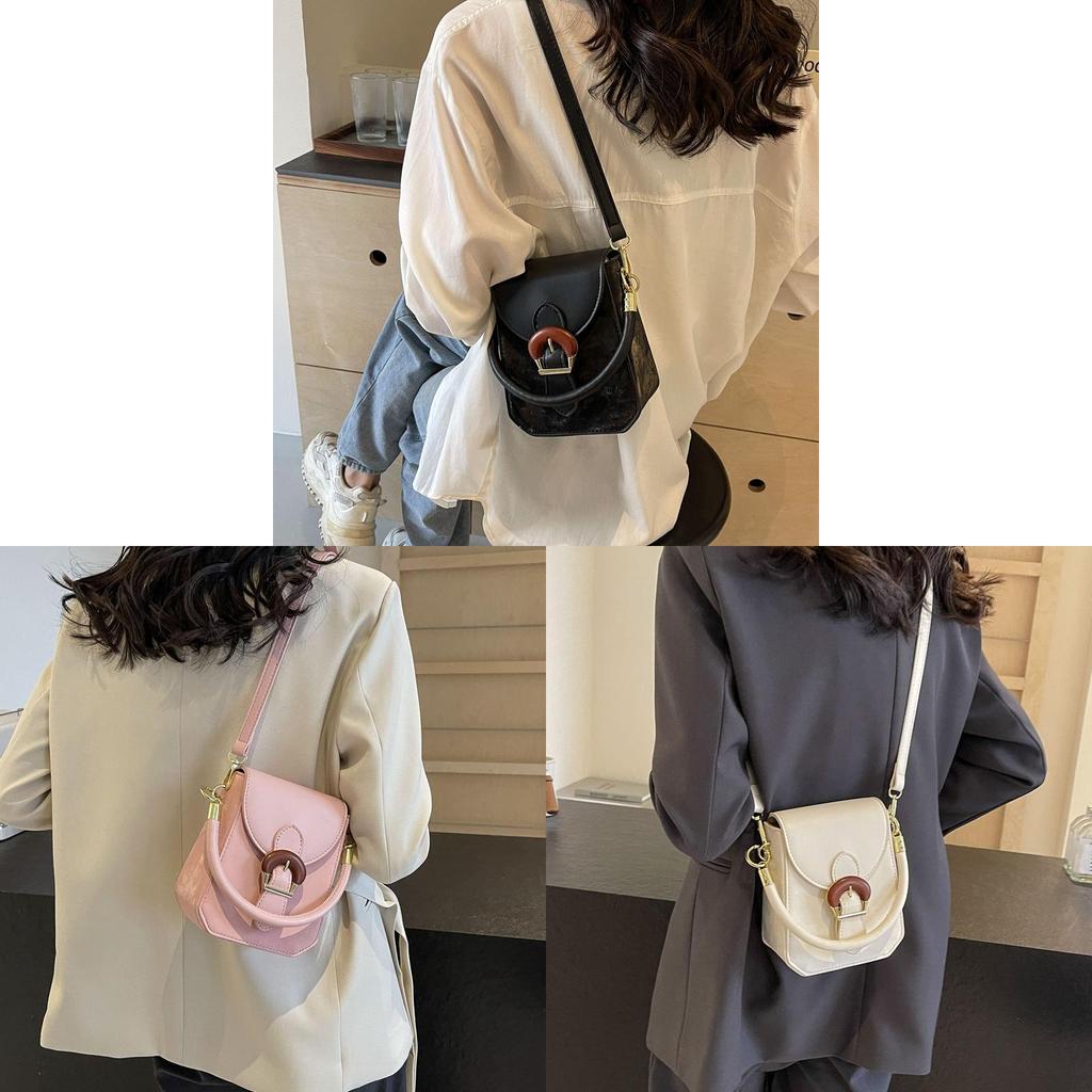 2024 New Fashion Horse Buckle Handbag Women's Shoulder Bag Urban Simple Style