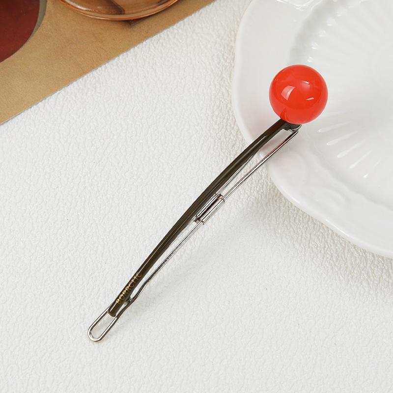 2024 Trend: Round Ball Acrylic Lollipop Hair Clip – Simple, Celebrity-Style Accessory