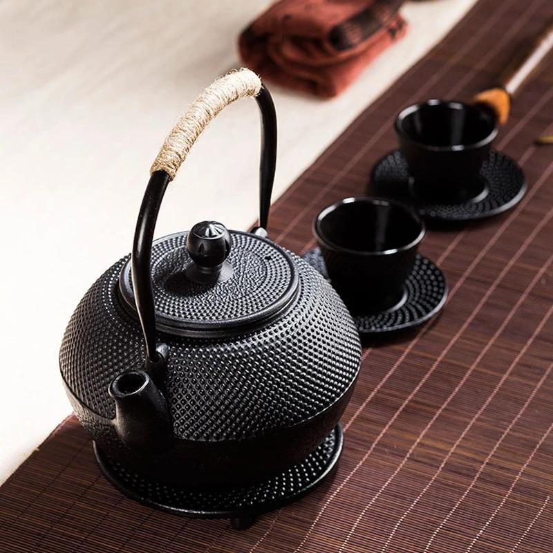 Japanese Iron Tea Pot with Stainless Steel Infuser Cast Iron Teapot Tea Kettle for Boiling Water Oolong Tea 600/900/1200ML