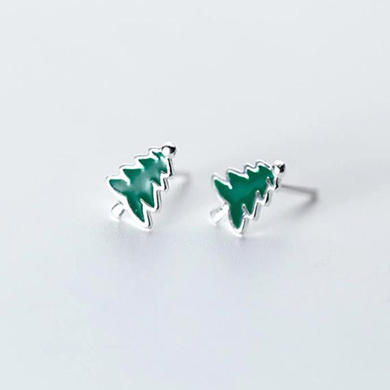 Fresh & Cute Korean-Style Christmas Tree Stud Earrings – Simple Mini Holiday Accessory