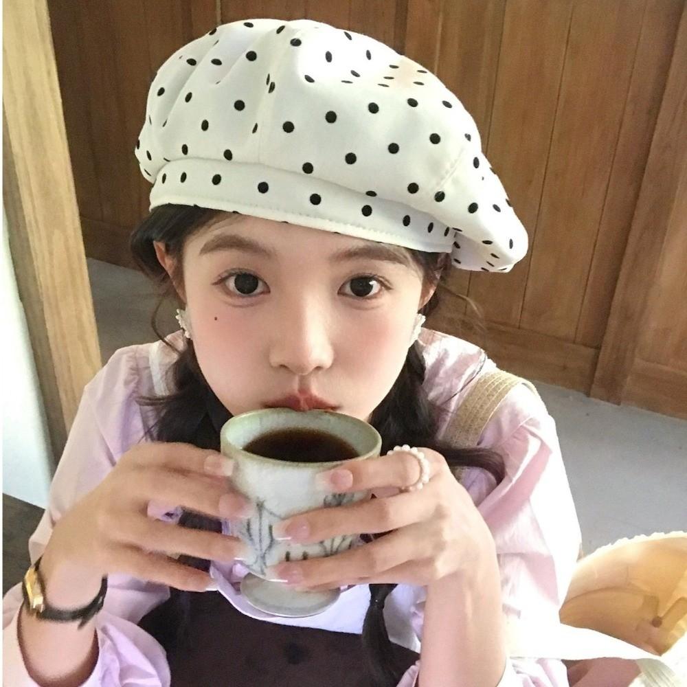 Literary Polka Dot Berets Artistic Newsboy Hat Versatile Painter Hat for Women