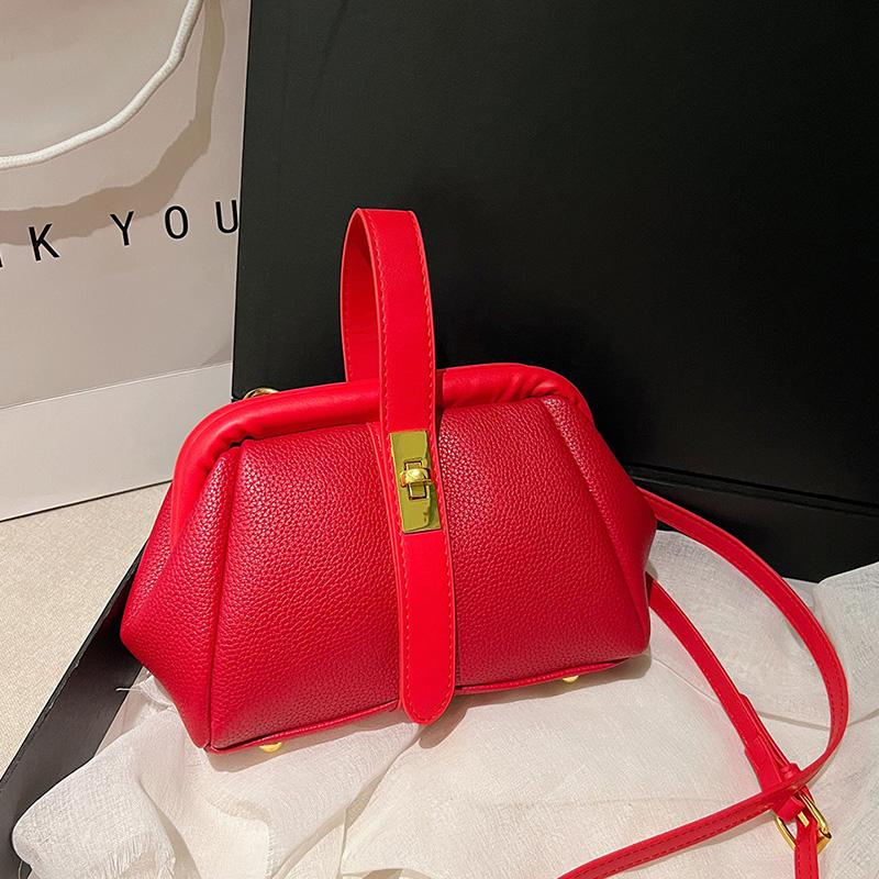

Simple Sense of Luxury Frame PU Shoulder and Crossbody Bags Solid Hasp High Quality Designer Style Handbags for Women 2024 New червоний
