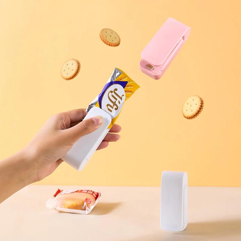 Mini Heat Bag Sealing Machine Package Sealer Bags Thermal Plastic Food Bag Closure Portable Sealer Packing Kitchen Accessories