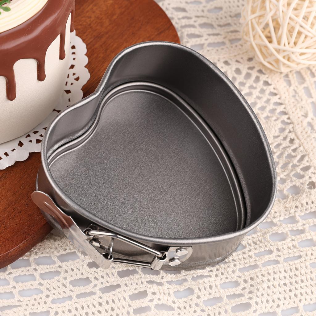 Metal love heart-shaped baking pan non-stick DIY baking pan oven cake pan baking pan bread and chocolate baking cookware