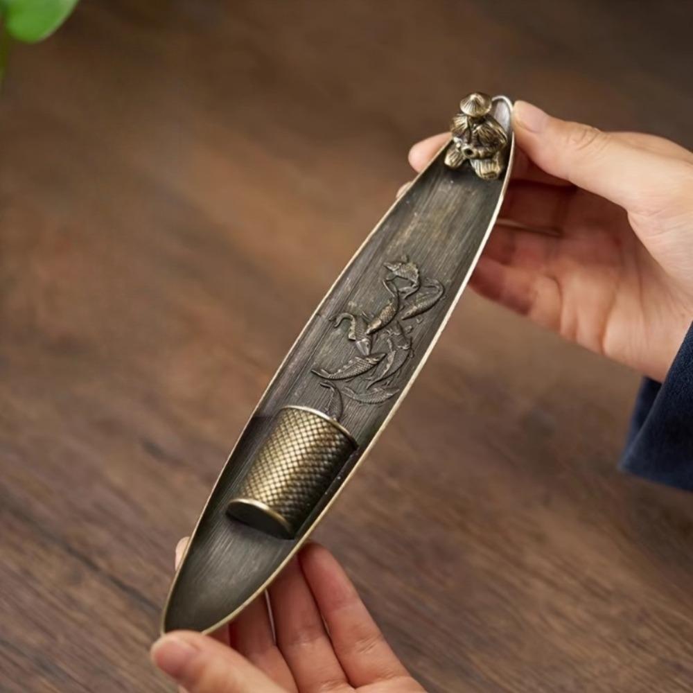 Traditional Boat-Shaped Metal Incense Burner, Festive Home Decor for Christmas, Halloween, Easter, Hanukkah, Thanksgiving - Elegant Metallic Design