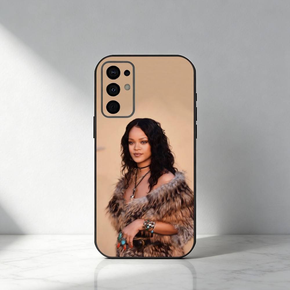 

BADgalriri R-Robyn R-Rihanna Fenty Phone Case For Samsung S25,S24,S21,S22,S23,S20,Ultra,S26,Plus,Fe,Note,5G Black Cover Samsung S30Ultra5G