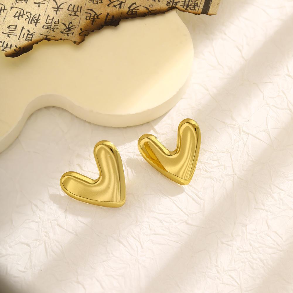 Temperament Retro Vertical Striped Stud Earrings High-Grade Stainless Steel Hollow Love Butterfly Earrings Women'S Niche Earrings