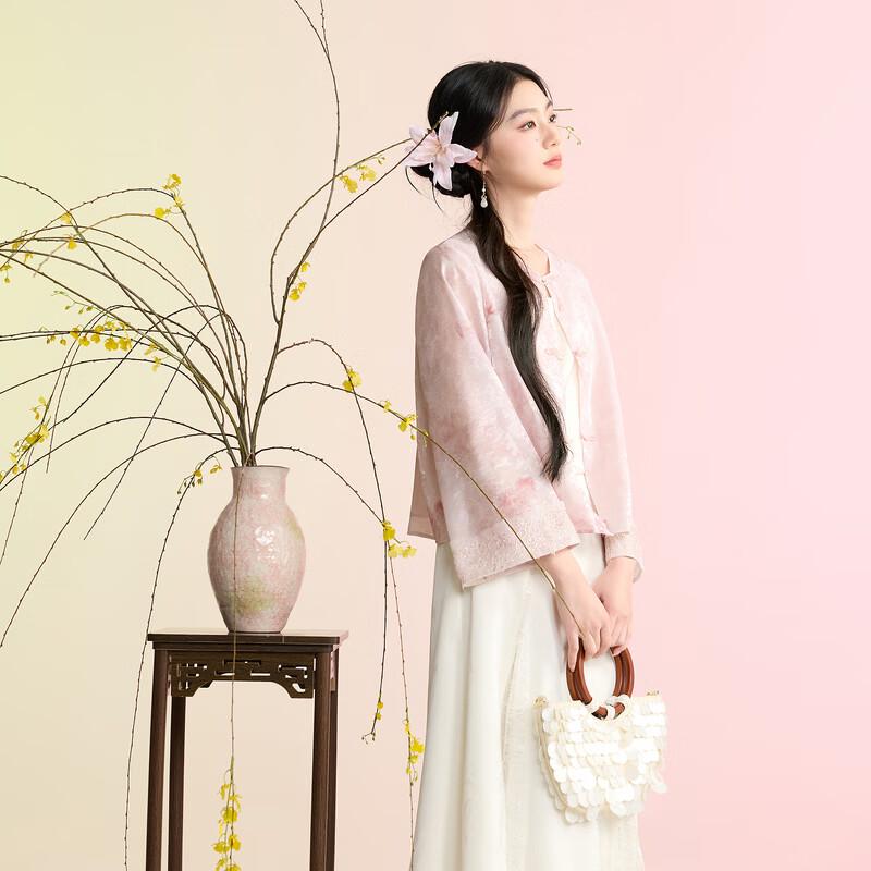Sancai Floating Light Flower Shadow Jacquard Cardigan