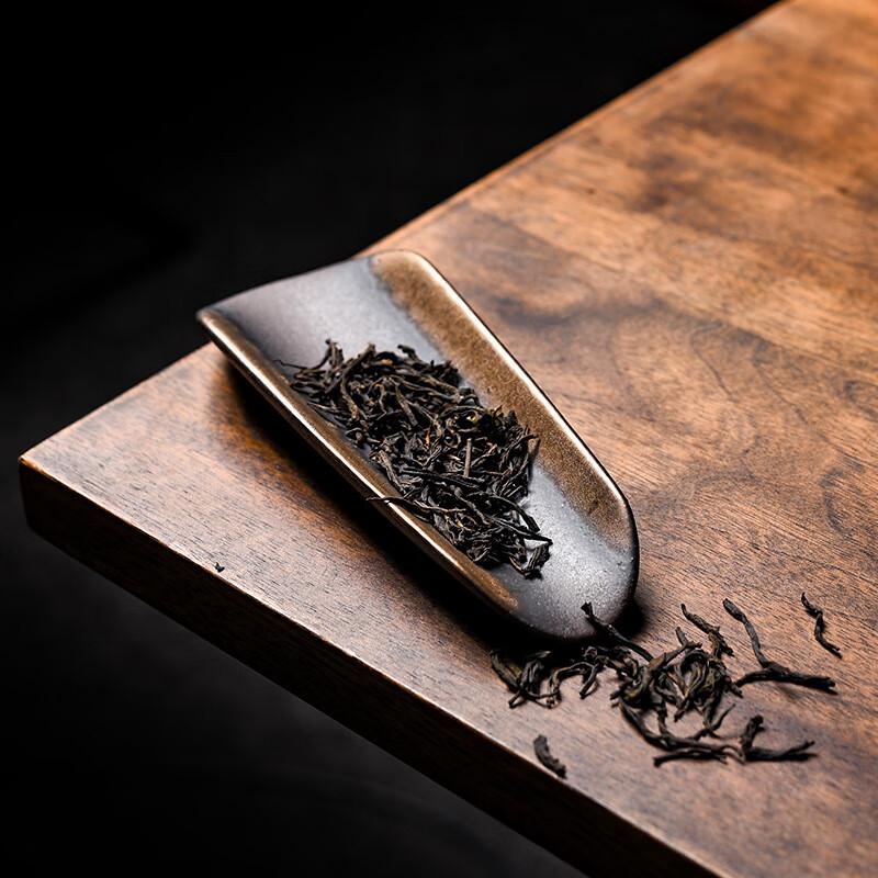 Retro Gilded Ceramic Tea Scoop