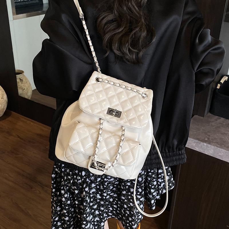 New High-end Fashion Light Luxury Pumping Belt Embroidered Thread Rhombus Backpack Versatile Women's Backpack Bag