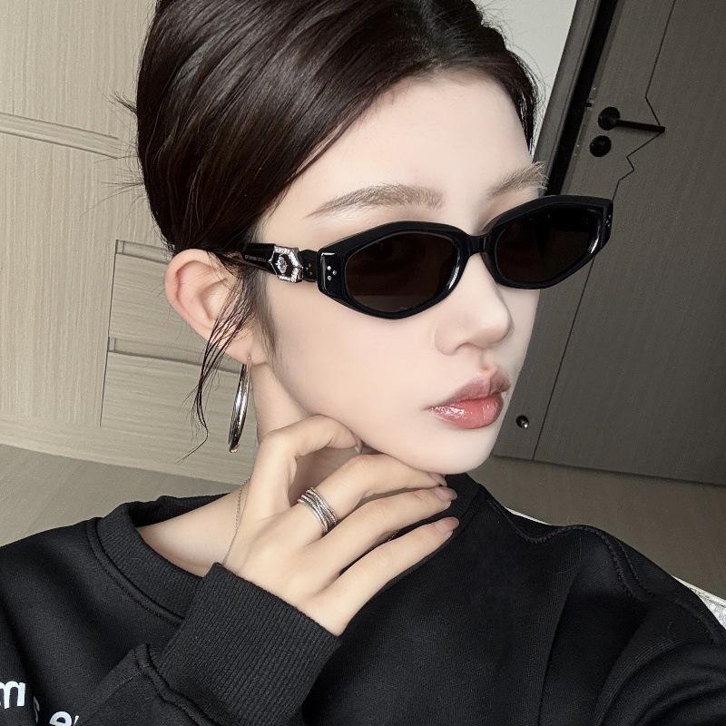 Cat Eye Sunglasses Personalized Decorative Sunglasses Versatile Sunglasses Outdoor Driving Sunscreen Trendy Sunglasses