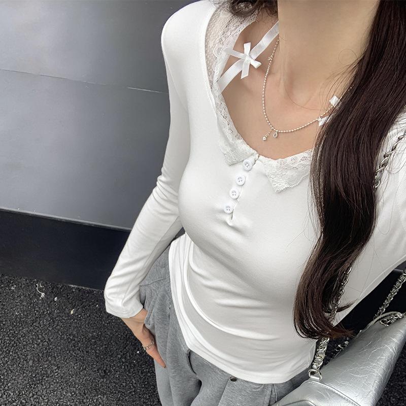 French Sweet and Spicy Design Lace Splicing Half-row Buttons Thin Long-sleeved T-shirt Women's Autumn New Inner Layering Shirt