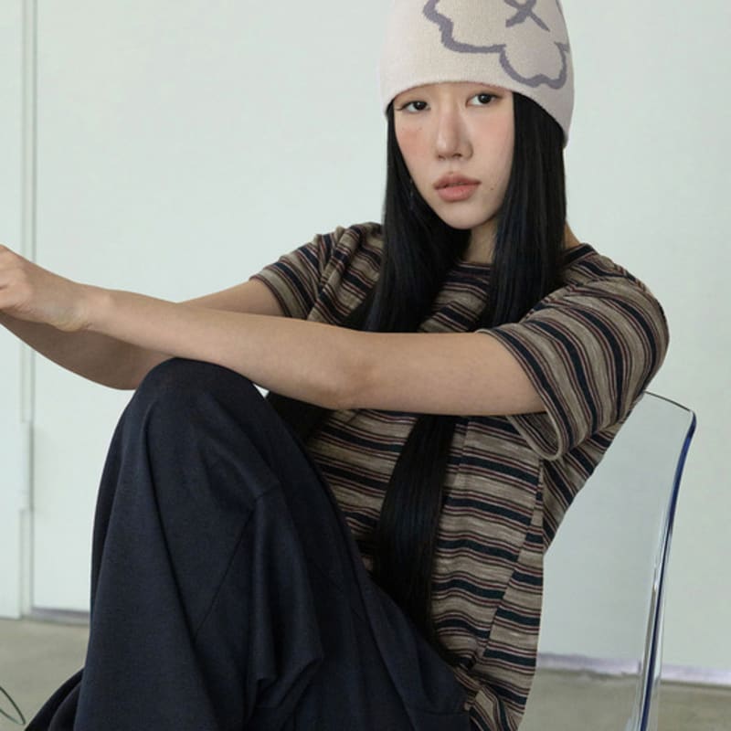 

3.3 ШАПКА С ЧЕТЫРЕХЛИСТНЫМ КЛЕВЕРОМ FIELDTRIP (2color) black