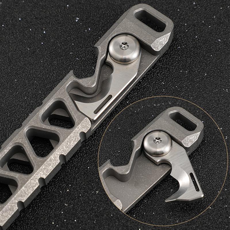 Multifunktionale Titan-Hebelstange: EDC-Werkzeug mit Flaschenöffner und Seilschneider für Outdoor-Survival.