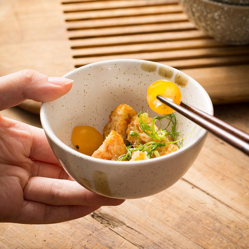 Japanese Creative Small Bowl Household Personalized Rice Bowl Barbecue Dipping Bowl Ceramic Tableware Restaurant Retro Dessert Small Bowl