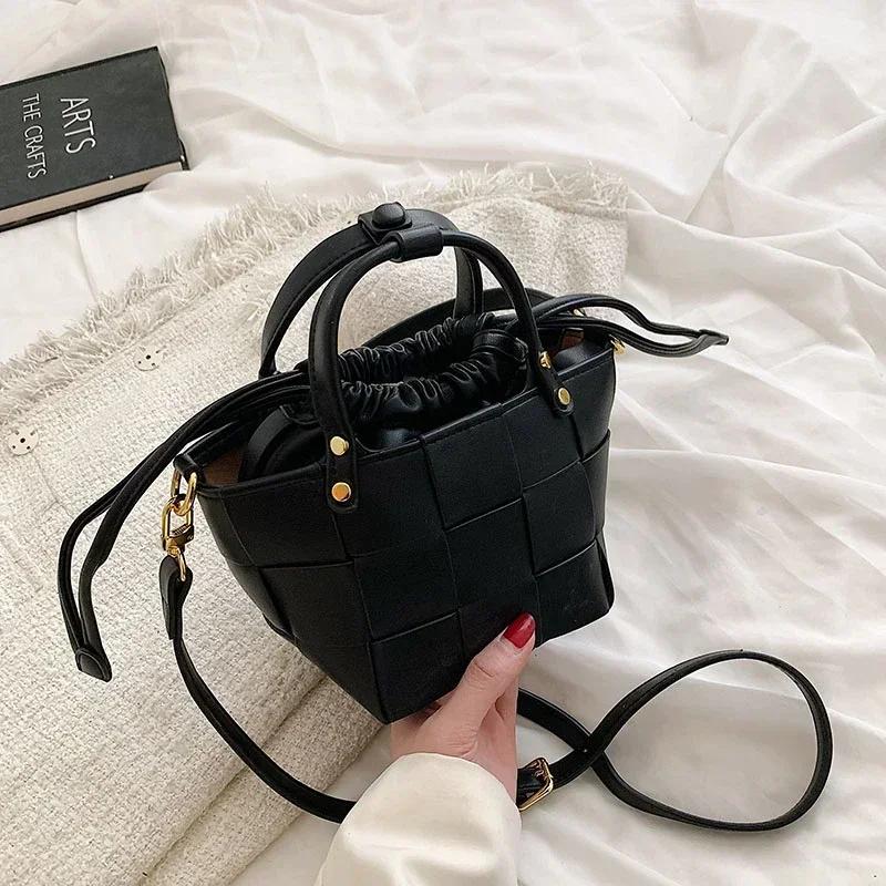 PU Leather Woven Crossbody Bag Women's Shoulder Small Handbag Woven Closure Large Capacity Single Shoulder Bag Purses Handbags