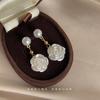[Camellia] Orecchini a Bottone Fiore di Perla Fatti a Mano con Ago in Argento 925 - Orecchini INS Stile Dolce Giapponese Coreano da Donna