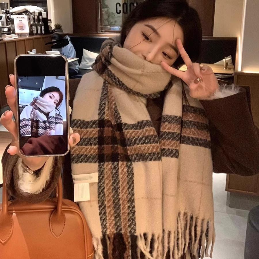 Women's Winter Plaid Scarf - Christmas Red, Korean Style, Versatile, Warm, Thick Shawl