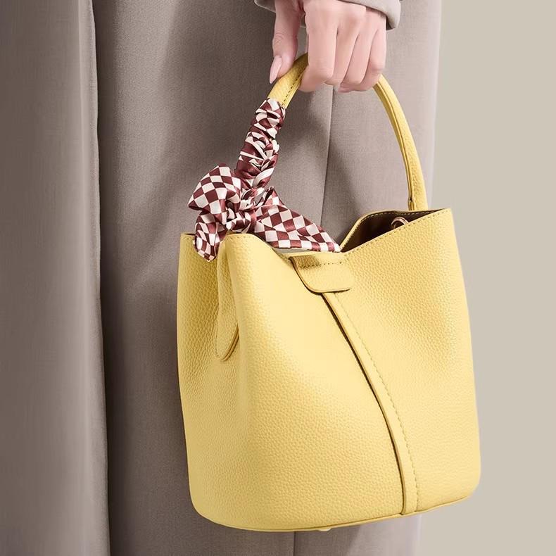 2026 Women's Large Capacity Tote Bag, Versatile Crossbody & Single Shoulder, Elegant Commuter Bucket Design