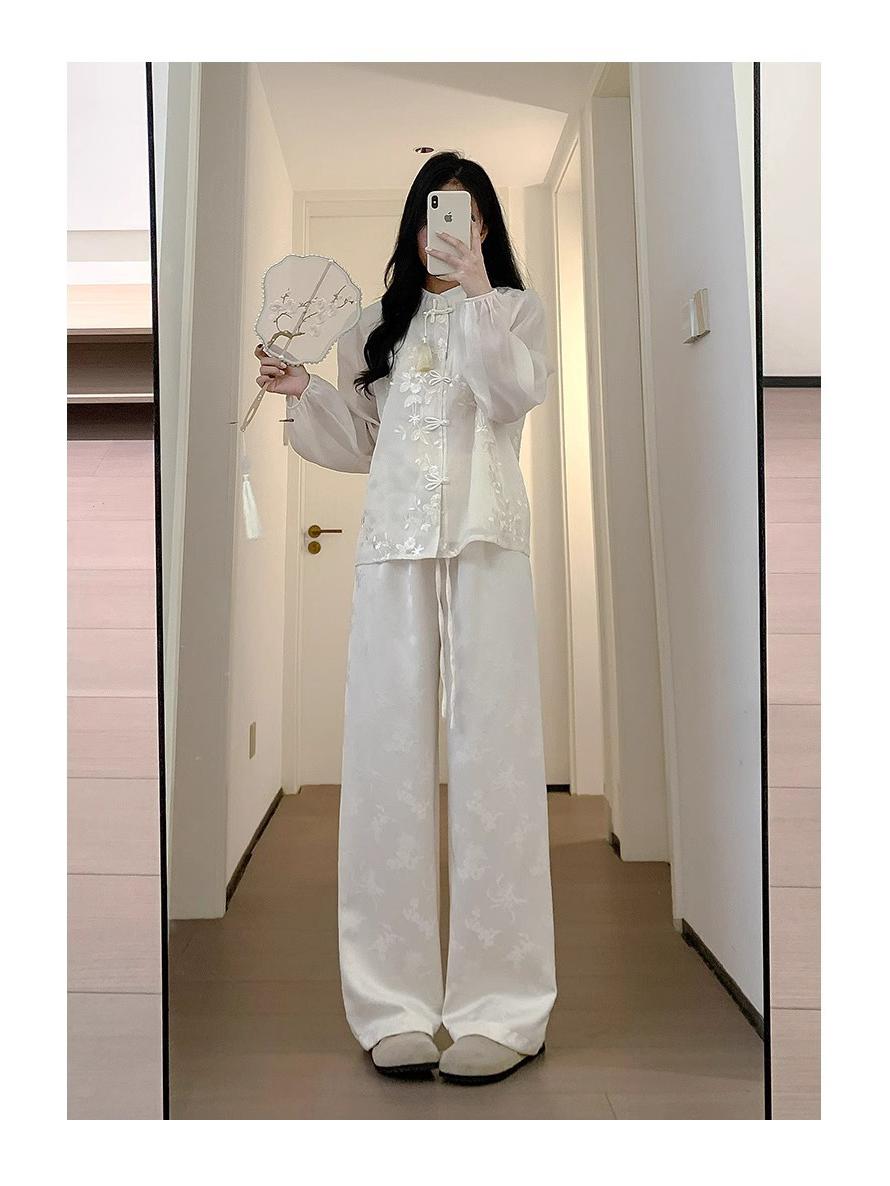 

Маленькие белые ацетатные брюки палаццо с высокой посадкой длиной до пола для женщин - Весна/Лето Новый китайский стиль. L (106-115 kg)