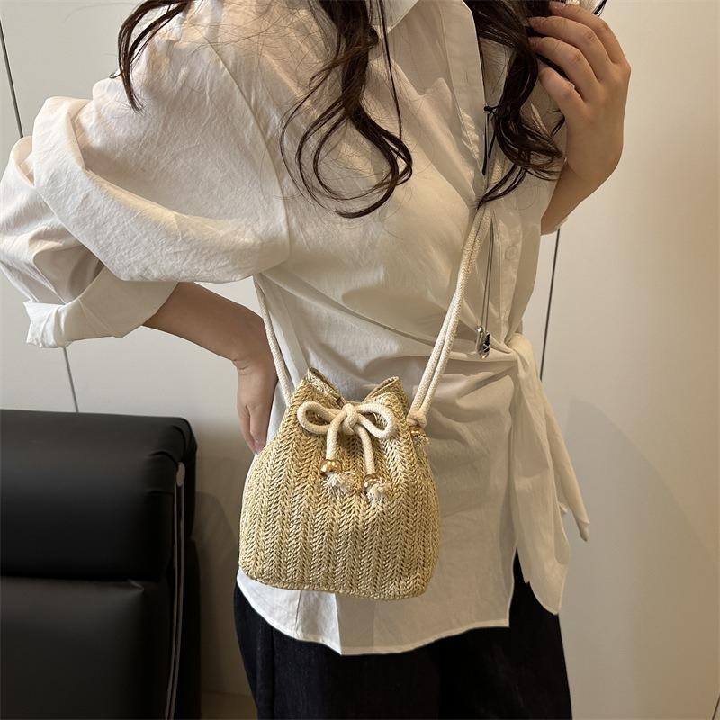 Beach Vacation Wind Only Beautiful Women Bag New Summer Fashion Simple Versatile Shoulder Messenger Bag Bucket Bag Women
