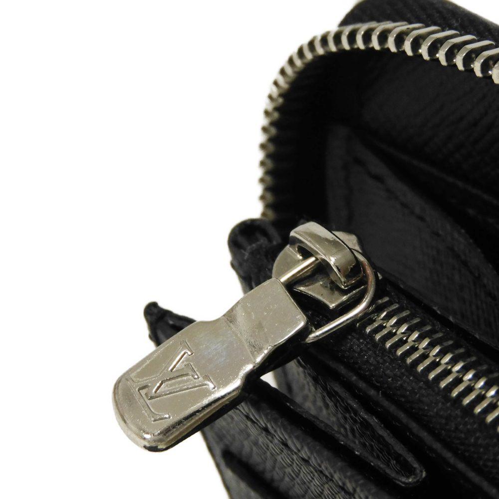 Used Zippy Organizer NM (12564) M30056 7940, New LV Logo, Black, Zip Around, RFID, Current Model Taiga Noir Men's from