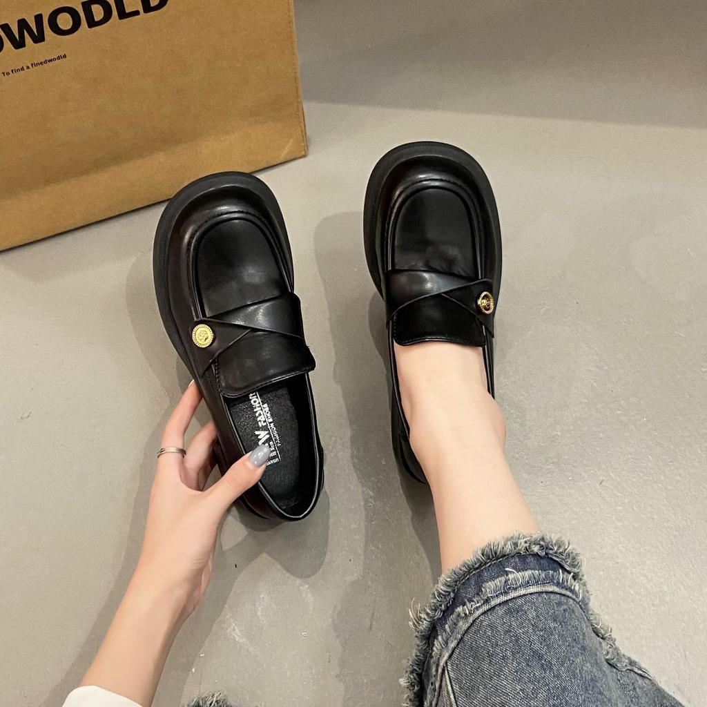 Retro versatile round head one-pedal brown platform small leather shoes women's autumn and winter 2025 new French thick-heeled loafers