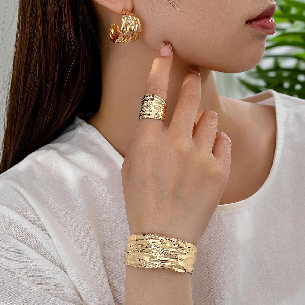 Elegant European and American Bracelet, Ring & Earring Set with Unique Design - Fashionable, Simple & Versatile