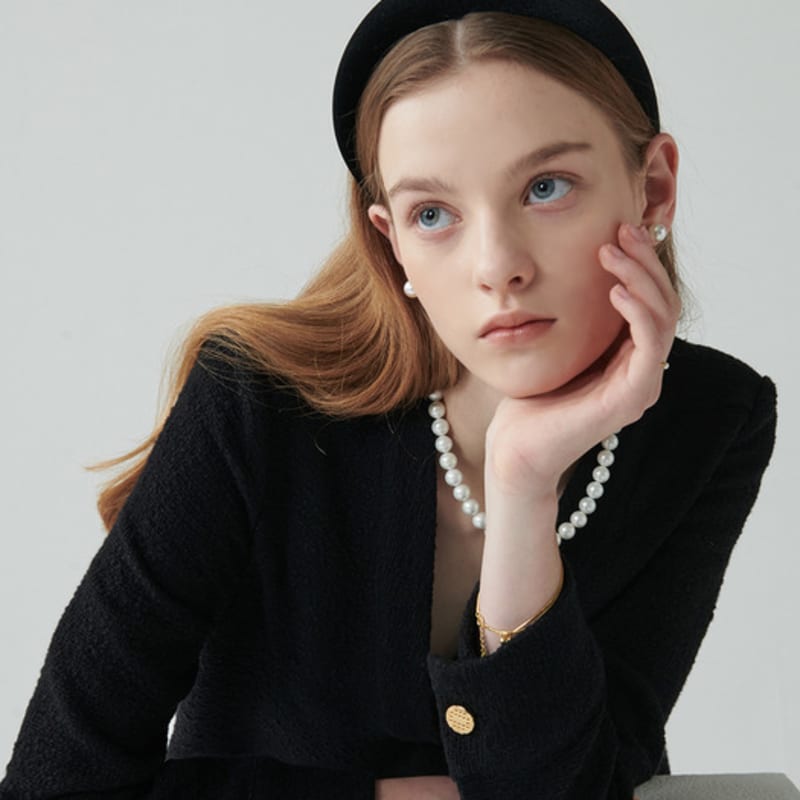 TOU CRH004 Classic mood semi bold pearl necklace