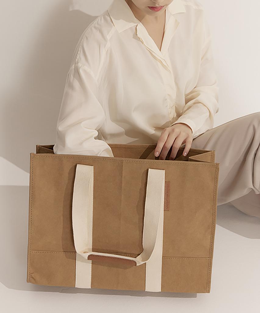 Out Of The Woods Park Si-Raji Tote