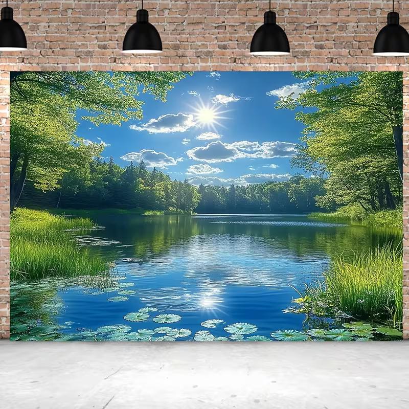 Tapisserie de Lac d'Été Serein, Lac Forestier Ensoleillé avec Nénuphars et Reflets Clairs, Art Mural Apaisant sur la Nature