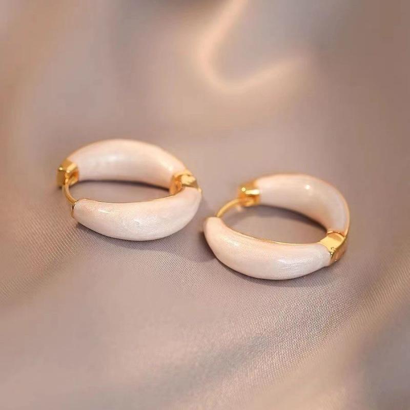 S925 Silver Needle Drip Glaze Ear Hoops: Fashionable, High-End, Retro Hong Kong Style, Exquisite Design for Women