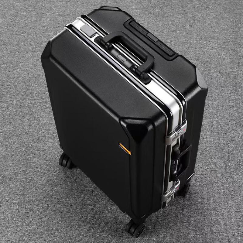 Li Shen PC Hardside Luggage with Aluminum Frame