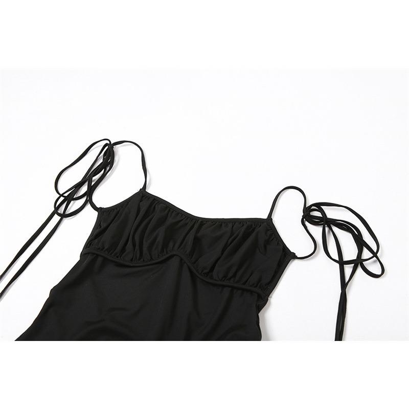 Damen Sommer Neckholder Sexy Rückenfrei Schlank Paket Hüfte Temperament Kleider