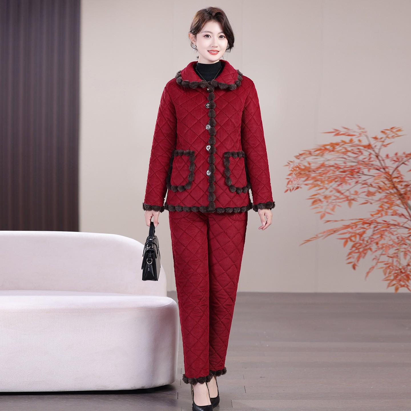 

2025 Fleece-lined Windproof Two-Piece Set: Keeps Middle-aged and Elderly Moms Warm in Winter 3XL (Suggested 125-135 jin)