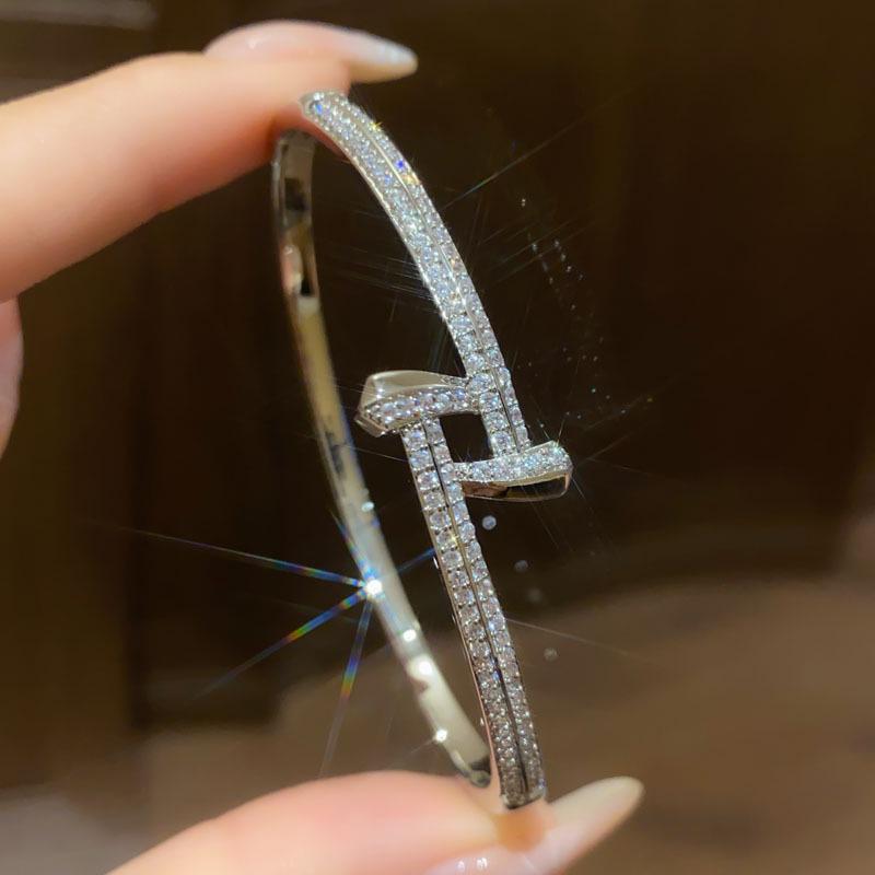

18K Gold-Plated Zircon Geometric Open Bangle Bracelet - Light Luxury Fashion Jewelry for Women