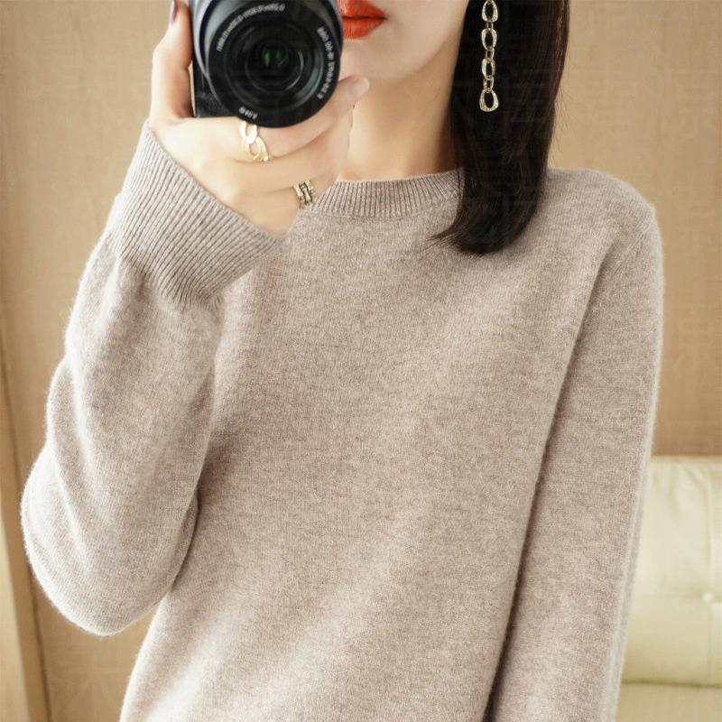 Autumn and Winter Round Neck Sweater Women's Pullover Knitted Sweater Solid Color Long Sleeved Women's Thin Short Base Shirt